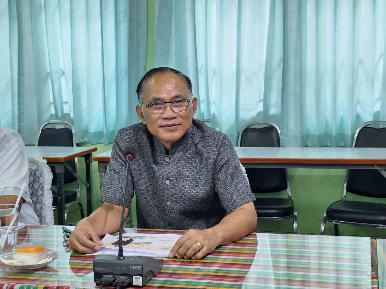 title - ผู้ตรวจราชการ ส.ป.ก. ลงพื้นที่จังหวัดหนองบัวลำภู ประชุมติดตามความก้าวหน้าผลการดำเนินงาน พร้อมตรวจเยี่ยมให้กำลังใจเกษตรกรแปลงใหญ่พืชผักและสมุนไพร 